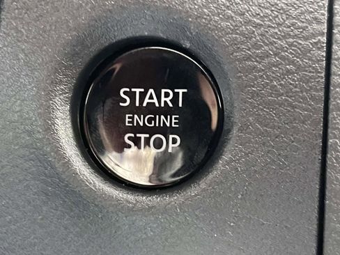 Used 2026 Nissan Frontier PRO-4X w/ Pro-4x Convenience Package image 31