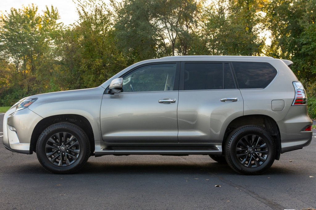 Used 2023 Lexus GX 460 Premium AWD/4WD image 3