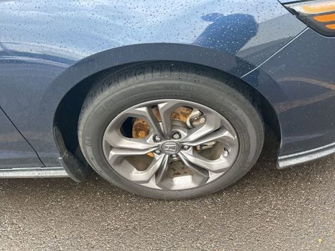 Certified 2024 Honda Accord EX image 5