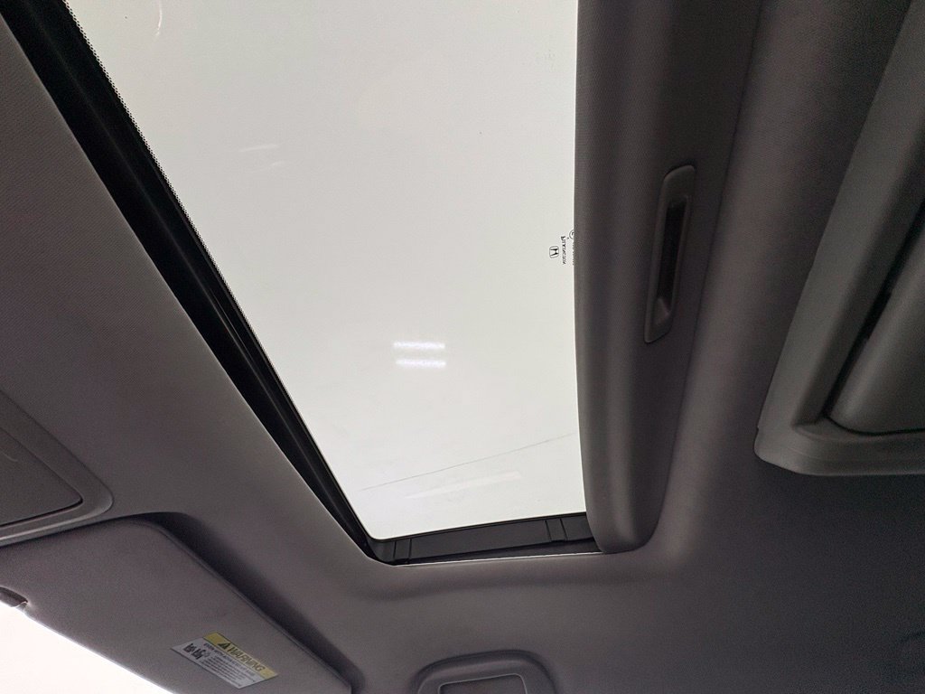 Used 2016 Honda Pilot Elite image 26