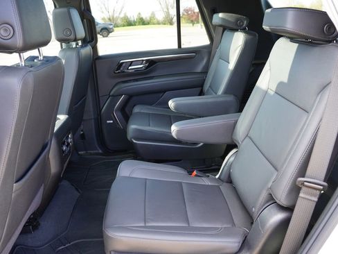 Certified 2025 Chevrolet Tahoe Z71 w/ Comfort Package AWD/4WD image 18