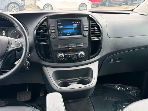 Used 2023 Mercedes-Benz Metris Passenger image 18