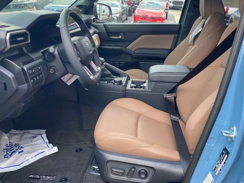 New 2026 Toyota 4Runner 4WD image 6
