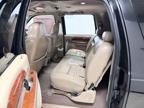 Used 2001 Ford Excursion Limited image 34