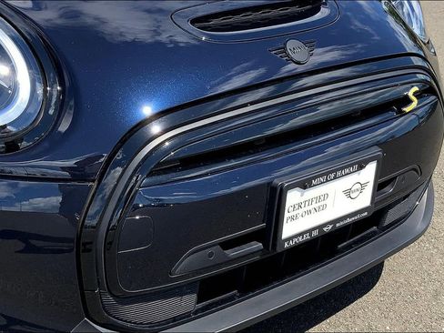 Certified 2024 MINI Cooper SE image 30