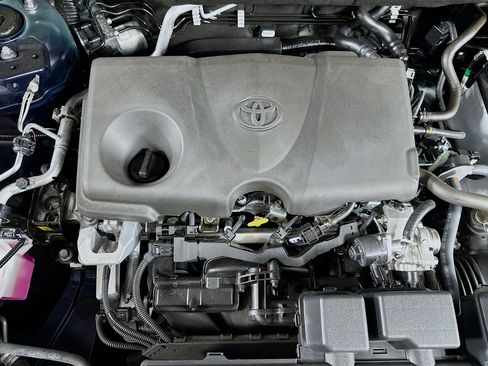 Used 2025 Toyota RAV4 XLE w/ Convenience Package image 33