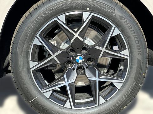 Used 2026 BMW X3 xDrive30 w/ M Sport Package image 12