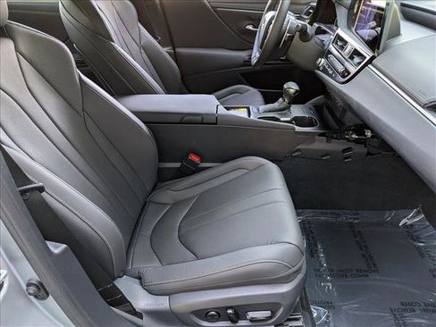 Used 2024 Lexus ES 350 F Sport image 21