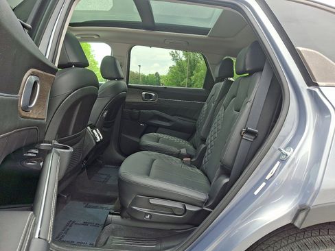 Used 2023 Kia Sorento SX Prestige AWD/4WD image 10