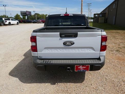 New 2025 Ford Maverick Lariat w/ Black Appearance Package image 5