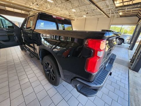Used 2021 Chevrolet Silverado 1500 RST AWD/4WD image 6