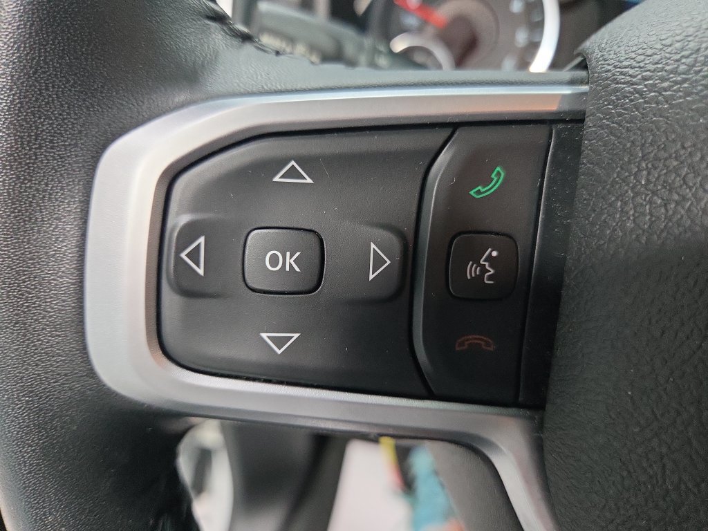Used 2024 RAM 1500 Big Horn AWD/4WD image 36