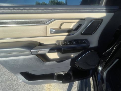 Used 2020 RAM 1500 Limited AWD/4WD image 32