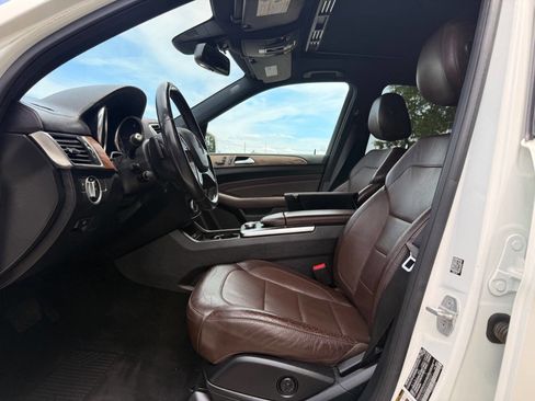 Used 2014 Mercedes-Benz ML 550 4MATIC image 12