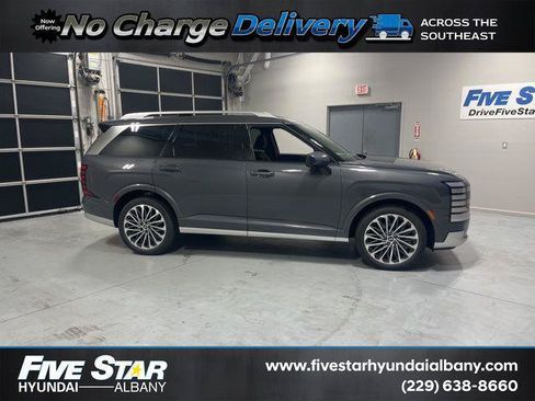 New 2026 Hyundai Palisade Calligraphy FWD image 1