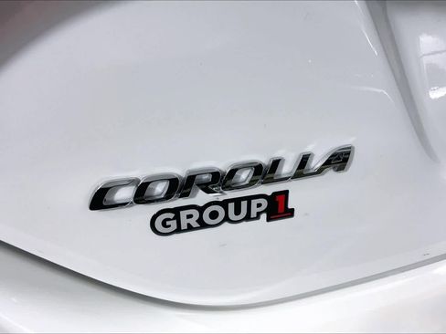 Used 2017 Toyota Corolla LE image 30