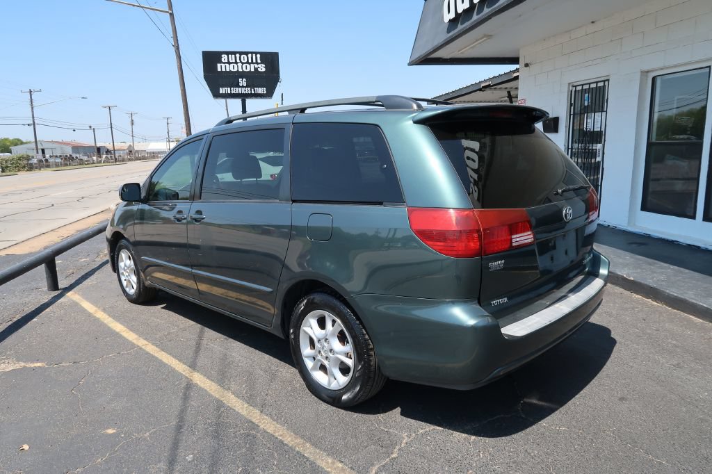 Used 2005 Toyota Sienna XLE FWD image 4