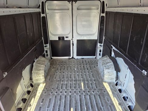 Used 2022 RAM ProMaster 2500 FWD image 18