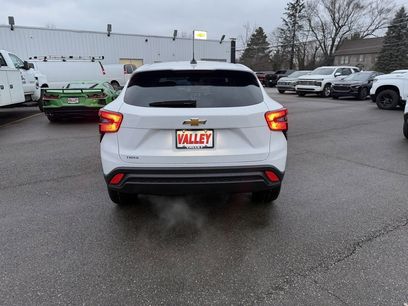 New 2026 Chevrolet Trax LS w/ LS Convenience Package