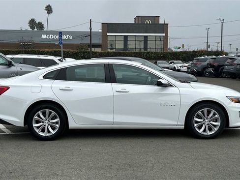 Used 2024 Chevrolet Malibu LT image 3