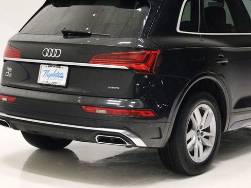 Used 2022 Audi Q5 2.0T Premium w/ Convenience Package AWD/4WD image 5