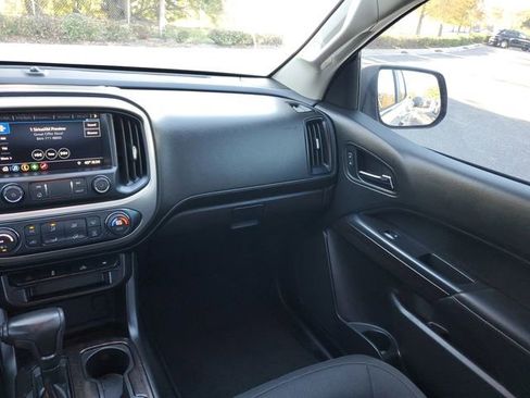 Used 2019 GMC Canyon SLE w/ SLE Convenience Package image 15