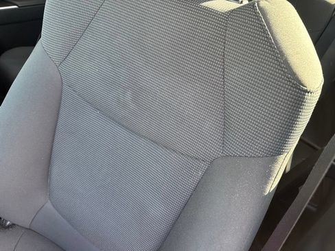 Used 2021 Toyota RAV4 LE FWD image 13
