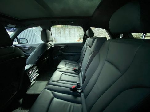 Used 2021 Audi Q7 3.0T Premium AWD/4WD image 6