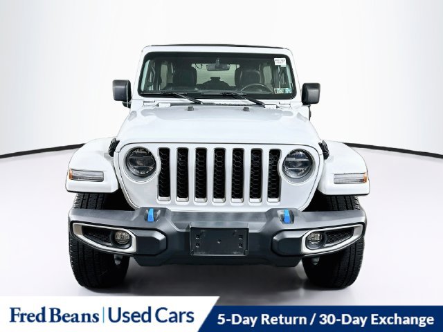 Used 2022 Jeep Wrangler Unlimited Sahara w/ Cold Weather Group AWD/4WD image 2