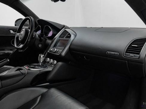 Used 2010 Audi R8 V10 image 59