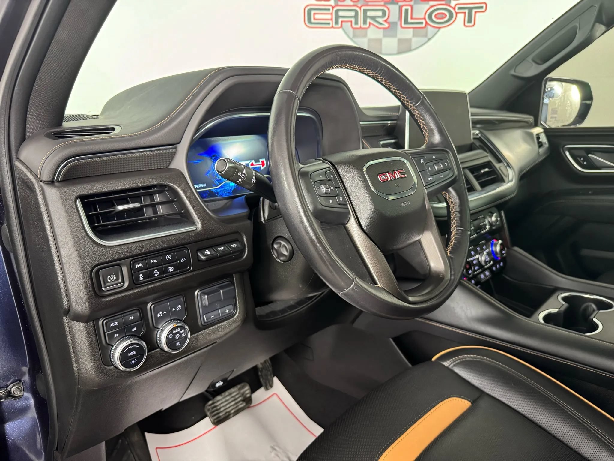 Used 2022 GMC Yukon AT4 AWD/4WD image 10