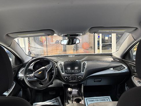 Used 2022 Chevrolet Malibu LT FWD image 21