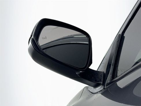 Certified 2024 Toyota Tacoma TRD Sport image 5