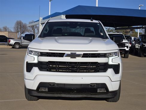 Used 2022 Chevrolet Silverado 1500 RST image 2