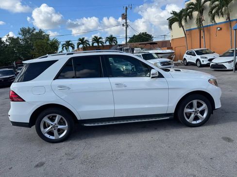 Used 2018 Mercedes-Benz GLE 350 w/ Premium 1 Package image 5
