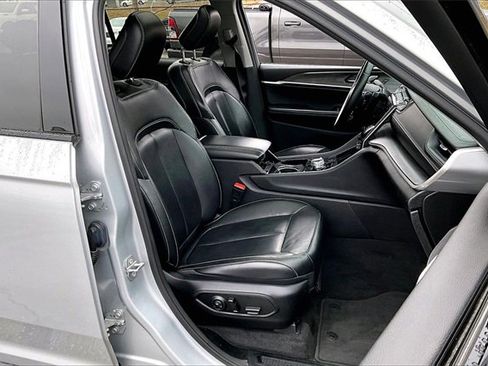 Used 2021 Jeep Grand Cherokee L Limited image 27