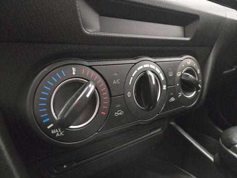 Used 2014 MAZDA MAZDA3 i Touring image 18