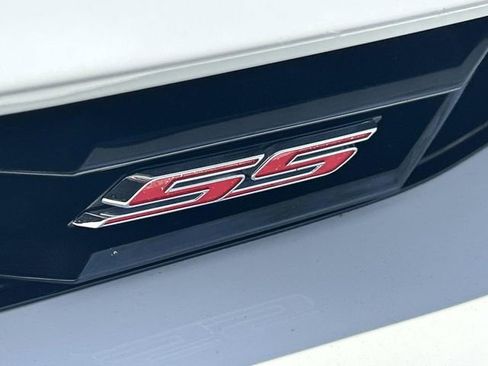 Used 2023 Chevrolet Camaro SS RWD image 9