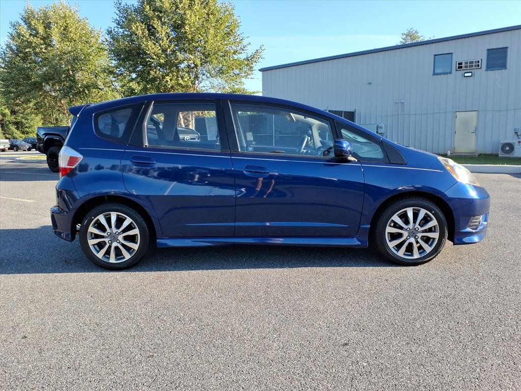 Used 2013 Honda Fit Sport image 3