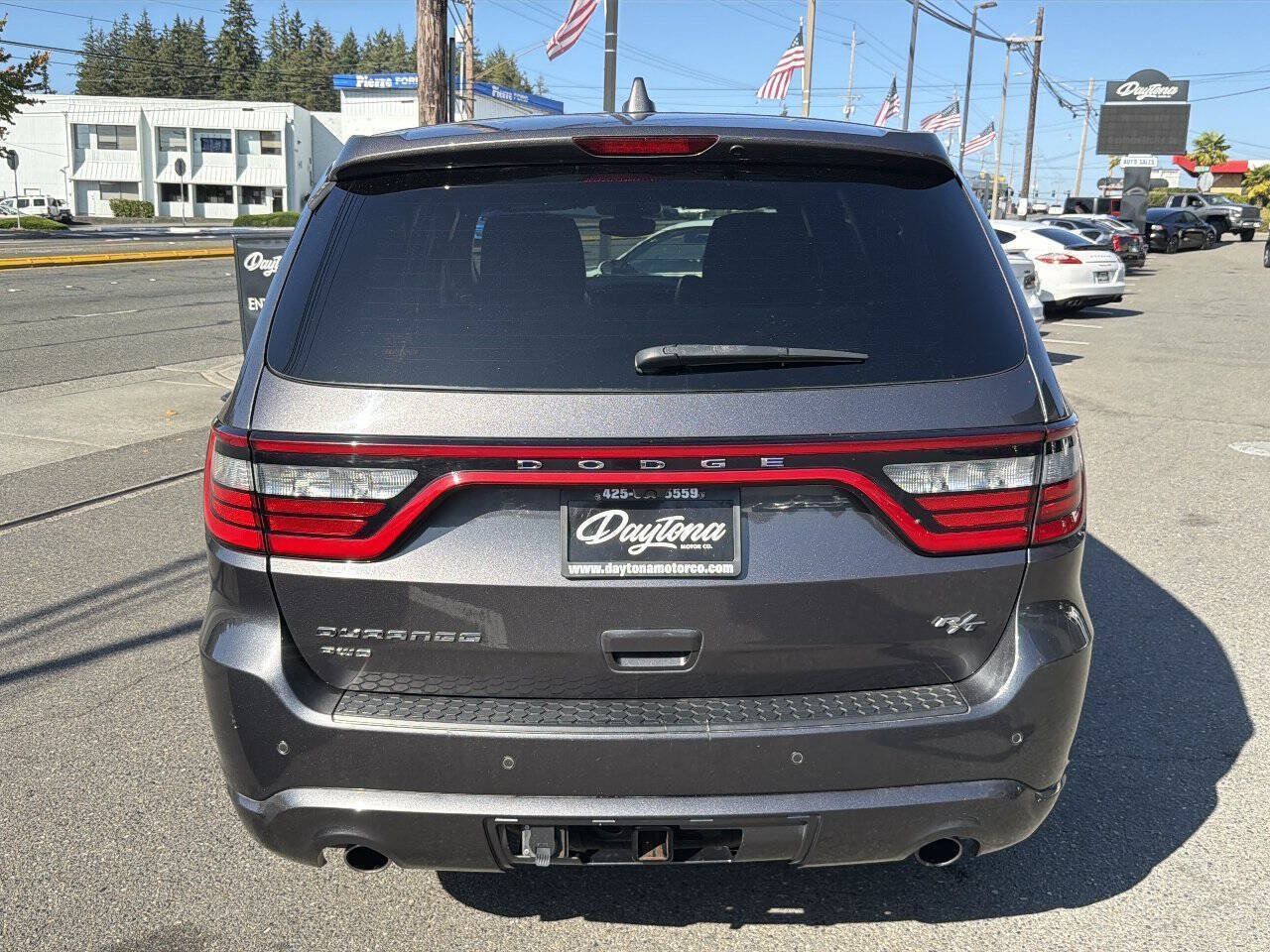 Used 2017 Dodge Durango R/T AWD/4WD image 4