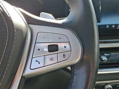 Used 2025 BMW X7 xDrive40i image 22