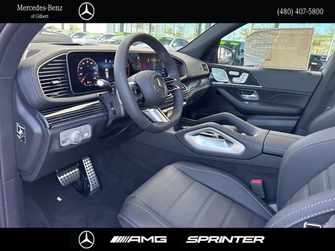New 2026 Mercedes-Benz GLS 580 4MATIC image 10