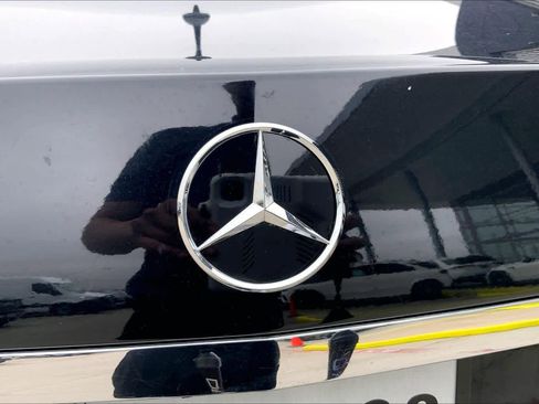 Used 2016 Mercedes-Benz E 350 Sedan image 11