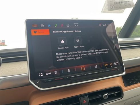 New 2025 Volkswagen ID. Buzz 1st Edition image 18