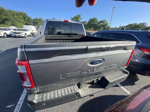 Used 2021 Ford F150 Lariat w/ Equipment Group 502A High AWD/4WD image 9