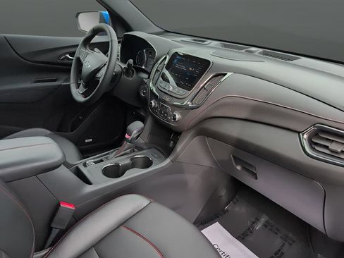 Used 2024 Chevrolet Equinox RS w/ RS Leather Package image 28