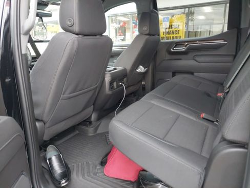 Used 2026 Chevrolet Silverado 1500 LT Trail Boss AWD/4WD image 8