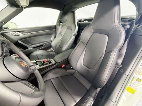 Certified 2026 Porsche 911 Targa 4S AWD/4WD image 5
