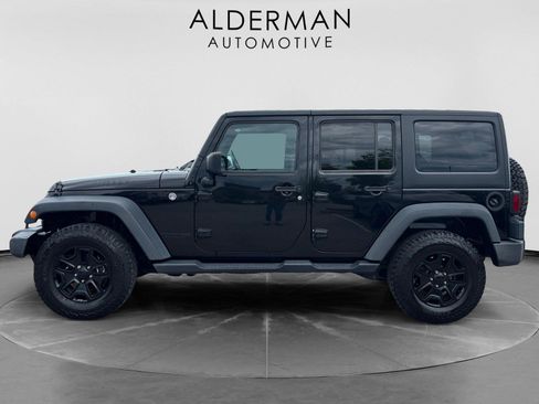Used 2018 Jeep Wrangler Unlimited Sport AWD/4WD image 2