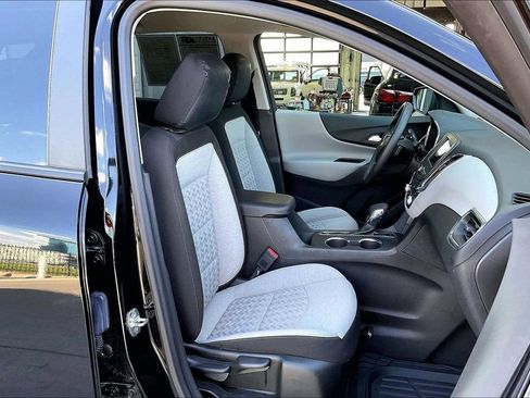 Used 2024 Chevrolet Equinox LS w/ LS Convenience Package AWD/4WD image 7